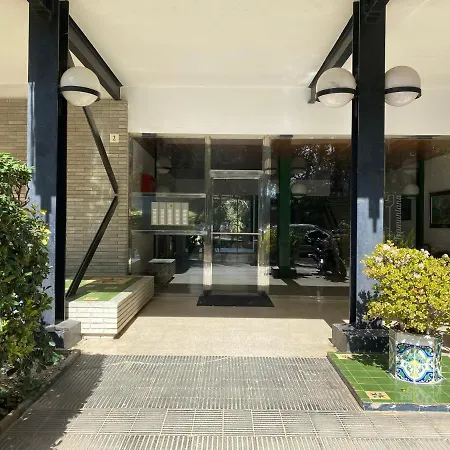 Romantic With Sea Views In